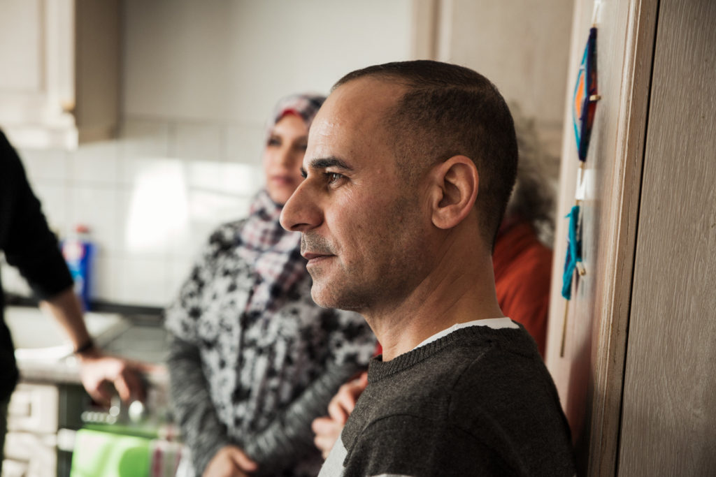 International Rescue Committee ambassador, and actor, Mandy Patinkin, reconnects with a Syrian refugee family.